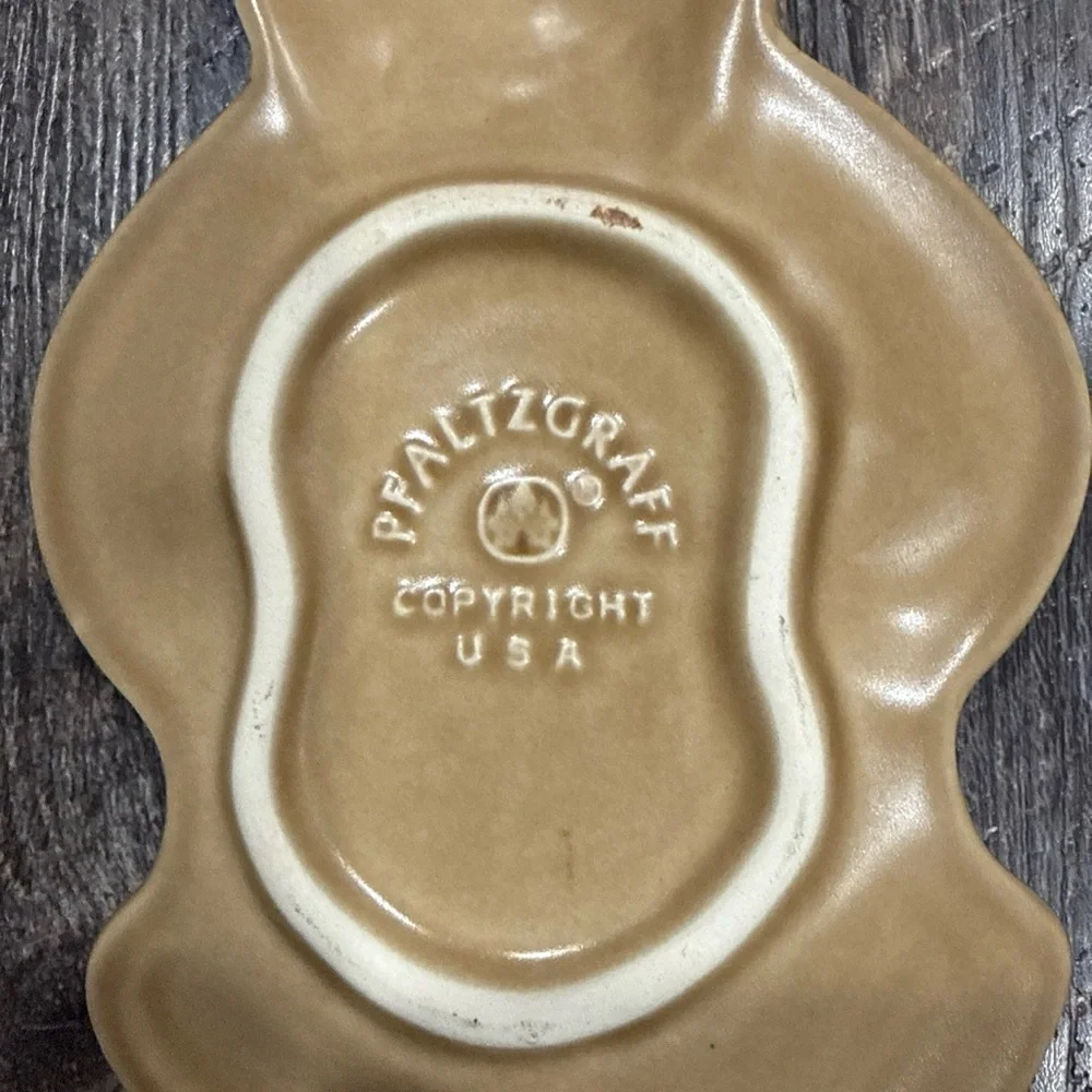 Pfaltzgraff Tan Bear Spoon Rest with Blue Floral Accent- Stoneware